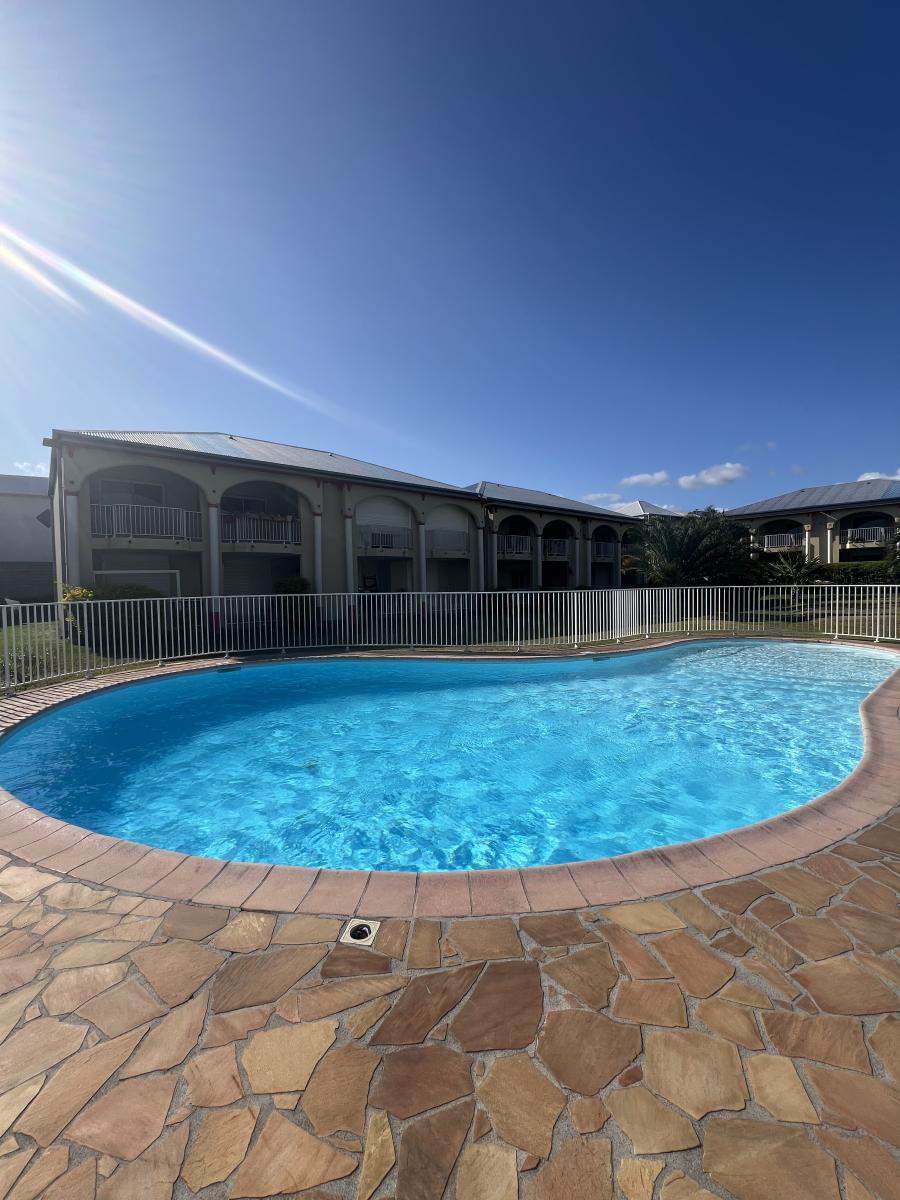 SAINT-PIERRE - LIGNE DES BAMBOUS - Appartement T3 dans résidence avec piscine – Image 8