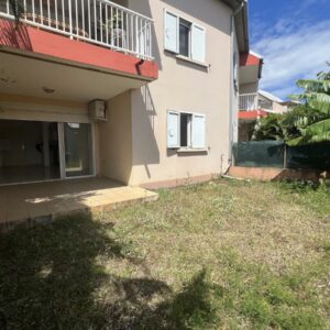 SAINT-PIERRE - BASSIN PLAT - Appartement T2 avec jardin + parking