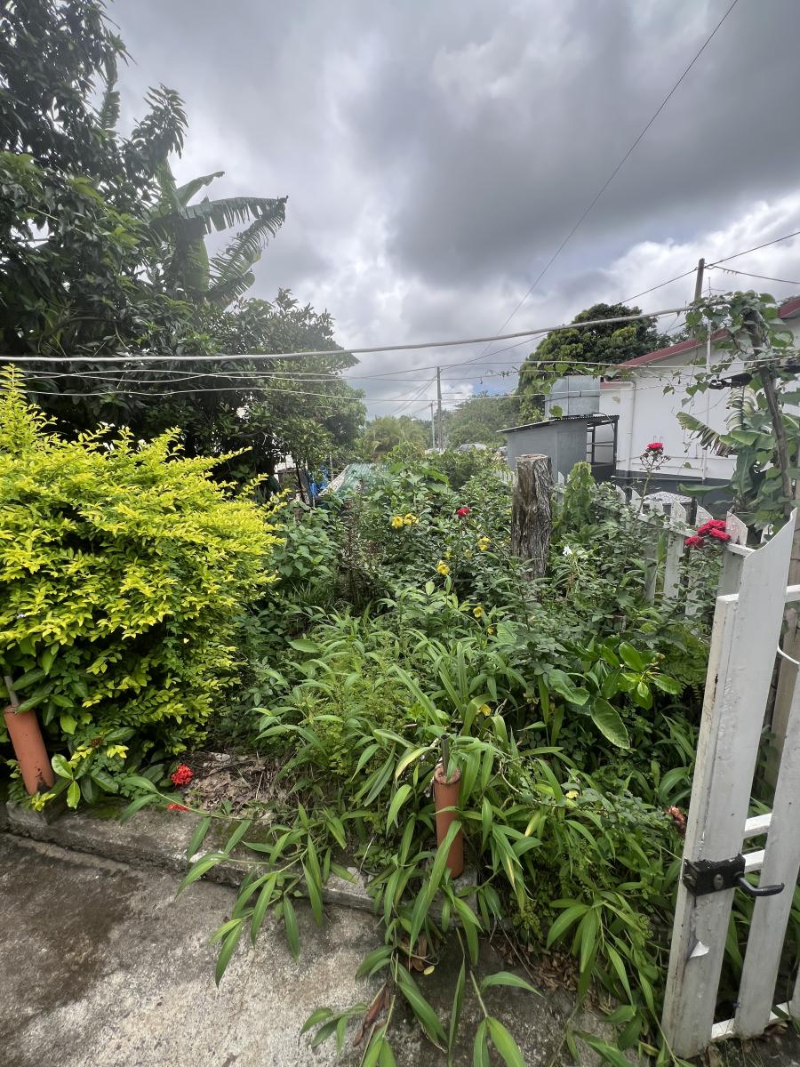 ENTRE-DEUX - RAVINE DES CITRONS - Maison F4 à rénover – Image 6