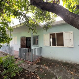 SAINT-LOUIS - Maison F5 avec travaux importants à prévoir