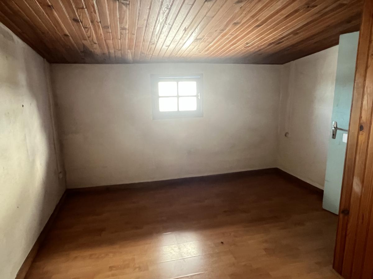 LE TAMPON - Maison F4 à rénover avec beau potentiel – Image 6