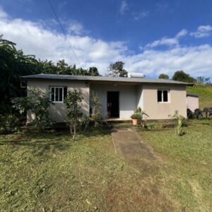 PETITE-ILE - Maison F4/5 sur terrain de 4 935 m²