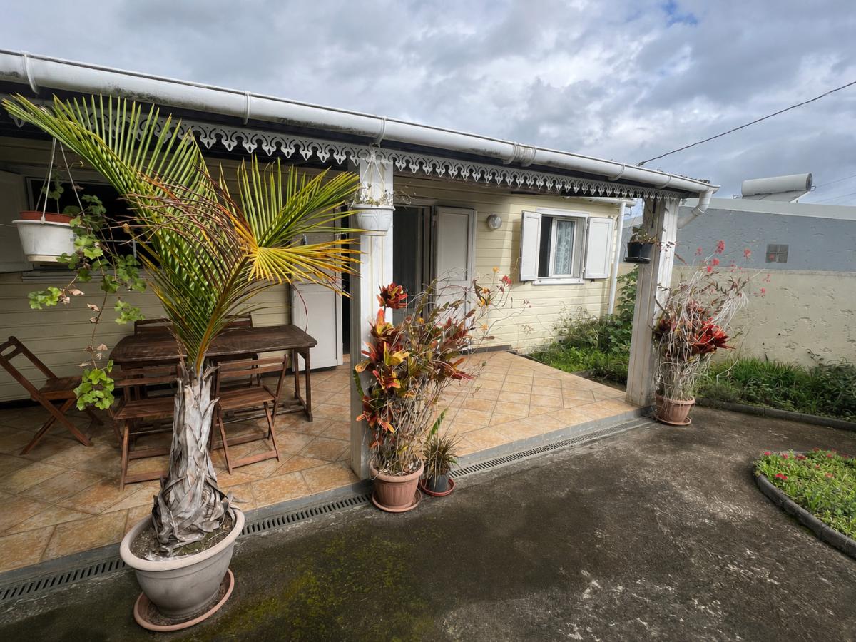 LE TAMPON – MAISON F3 AVEC TERRASSE – Image 2